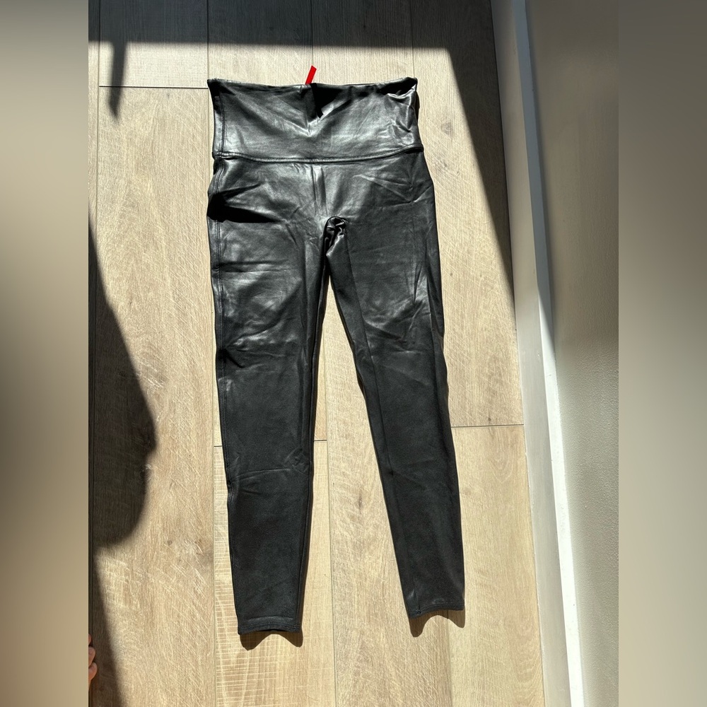 Spanx Faux Leather Leggings size XL